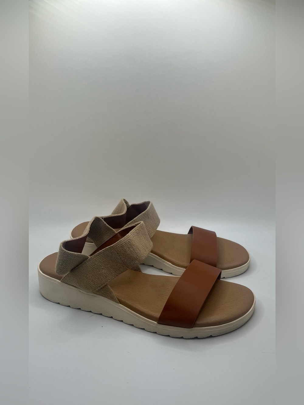Kensie Women’s EVERLEE STRETCH Tan Brown Strap Casual Sandals Size 8.5 M - Picture 1 of 10